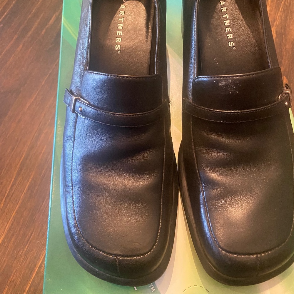 Partners Loafers Size 8M